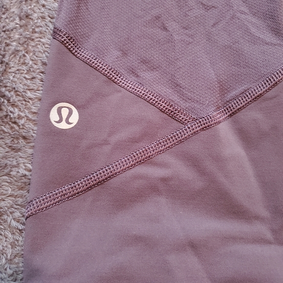 Lululemon leggings - Picture 6 of 7